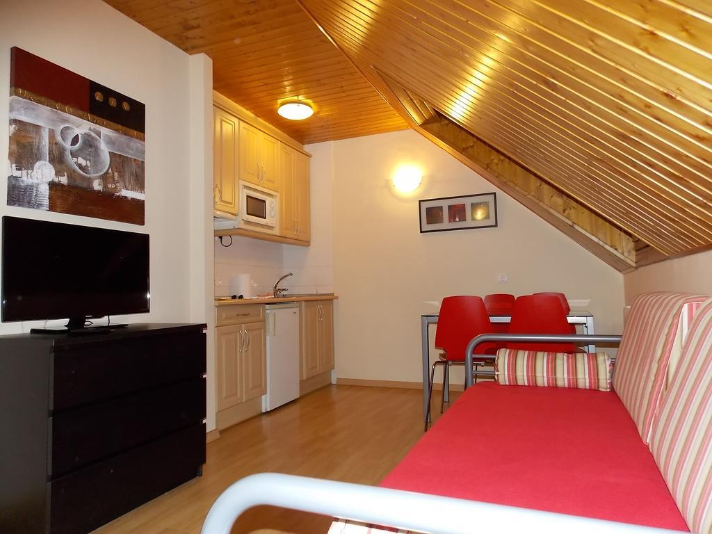 Apartamentos Fidalgo Sandiniés Δωμάτιο φωτογραφία